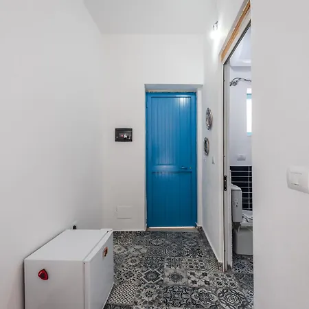 5 Holiday home *