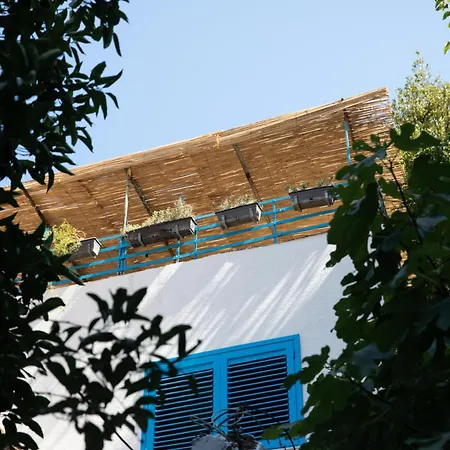 5 Holiday home *
